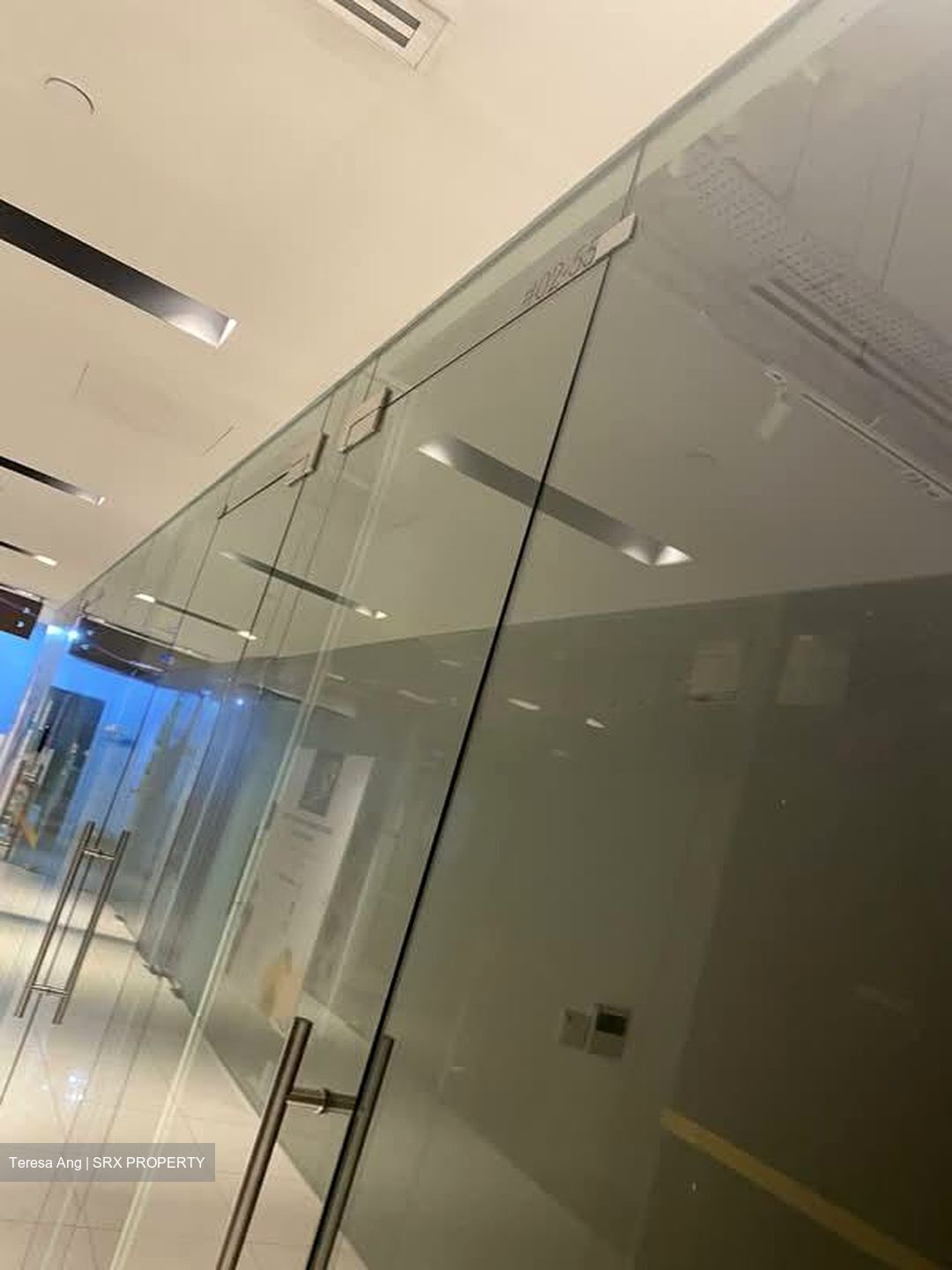 Oxley Tower (D1), Retail #565704891